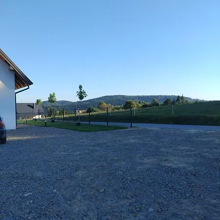 Nyaraló Na Klinie *